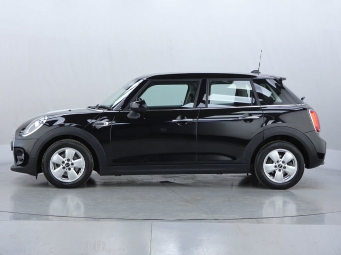 2025 Mini Hatch