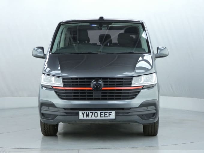 2025 Volkswagen Transporter Shuttle