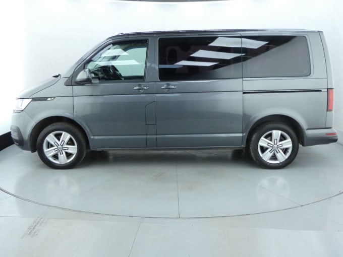 2025 Volkswagen Transporter Shuttle