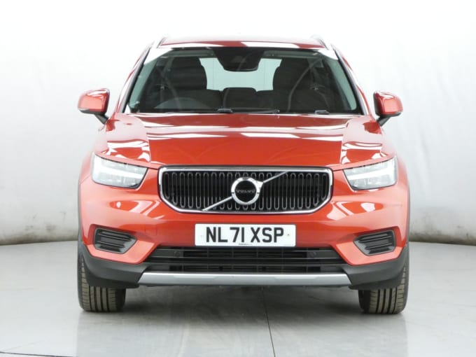 2025 Volvo Xc40