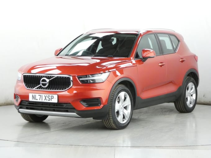 2025 Volvo Xc40