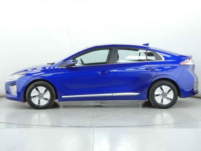 2025 Hyundai Ioniq