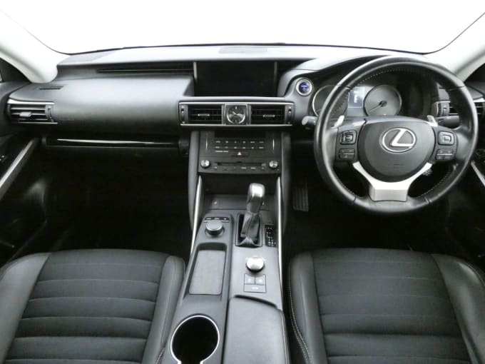 2025 Lexus Is