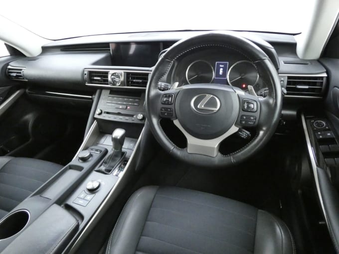 2025 Lexus Is