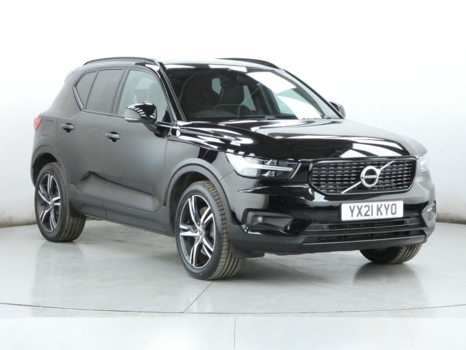 2025 Volvo Xc40