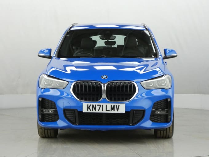 2025 BMW X1