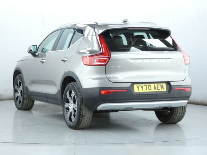 2025 Volvo Xc40