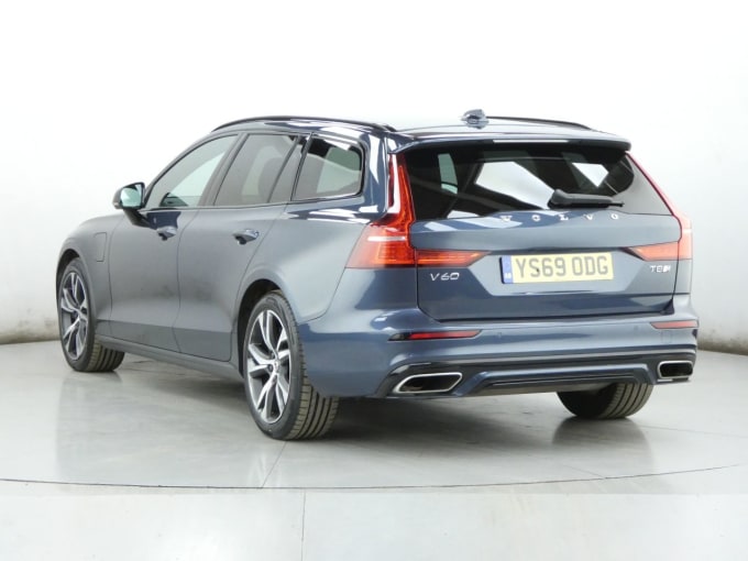 2025 Volvo V60