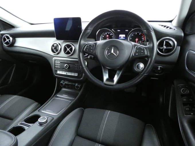 2025 Mercedes-benz Gla-class