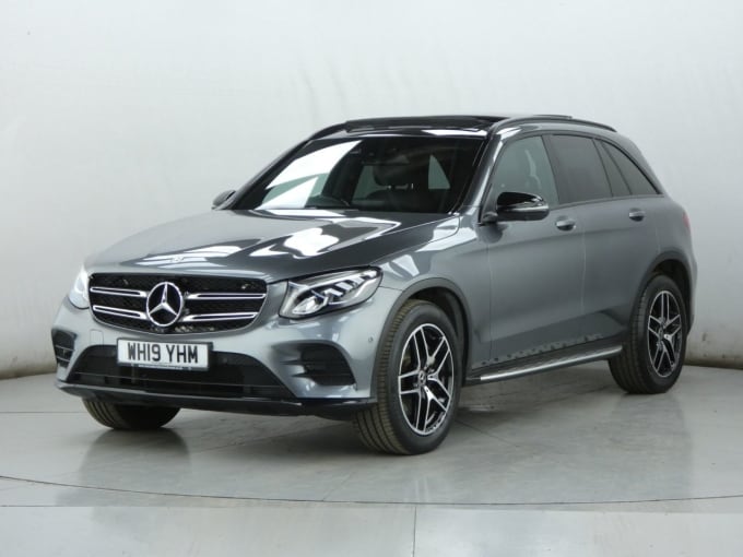 2025 Mercedes-benz Glc