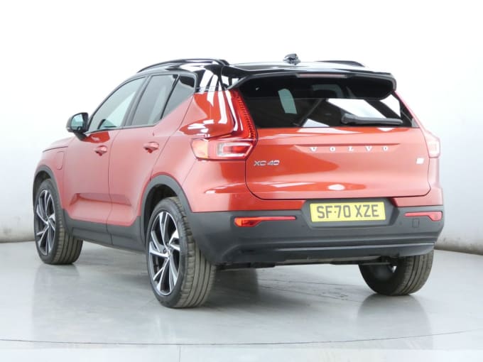 2025 Volvo Xc40