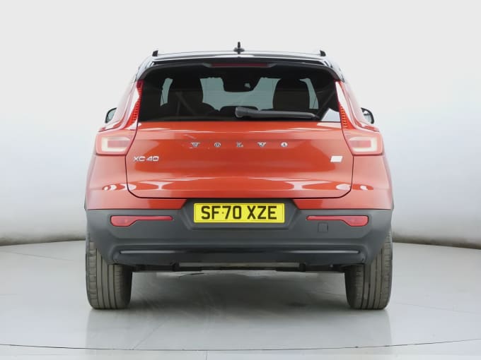 2025 Volvo Xc40