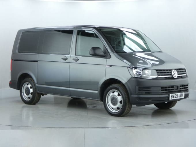 2025 Volkswagen Transporter Shuttle