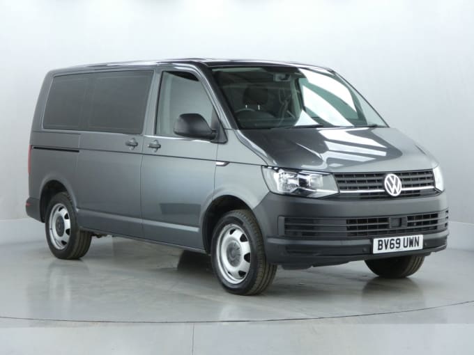 2025 Volkswagen Transporter Shuttle