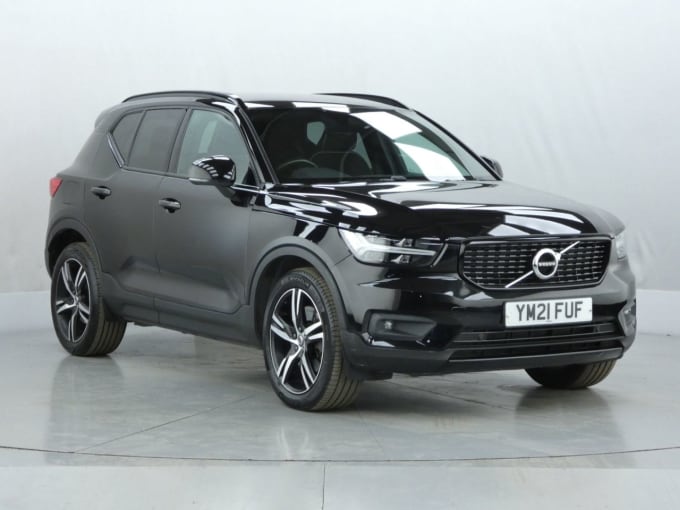 2025 Volvo Xc40