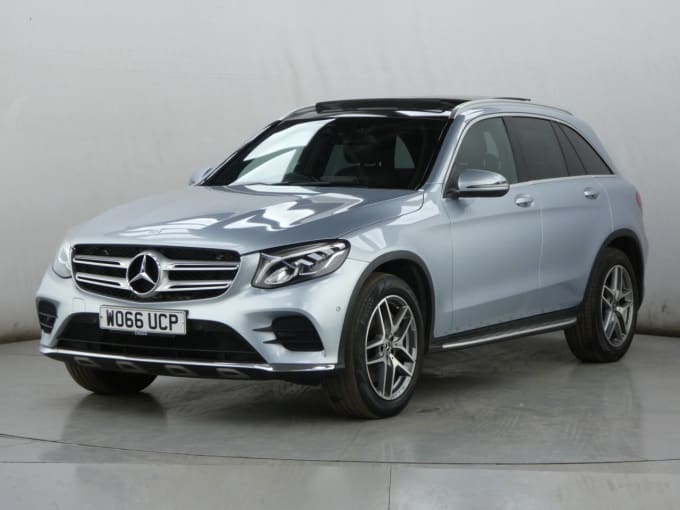 2025 Mercedes-benz Glc