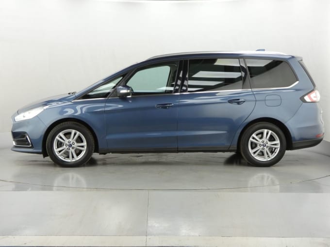 2025 Ford Galaxy