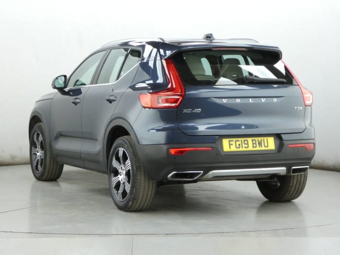 2025 Volvo Xc40