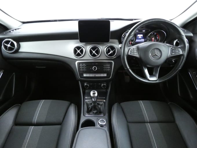 2025 Mercedes-benz Gla-class