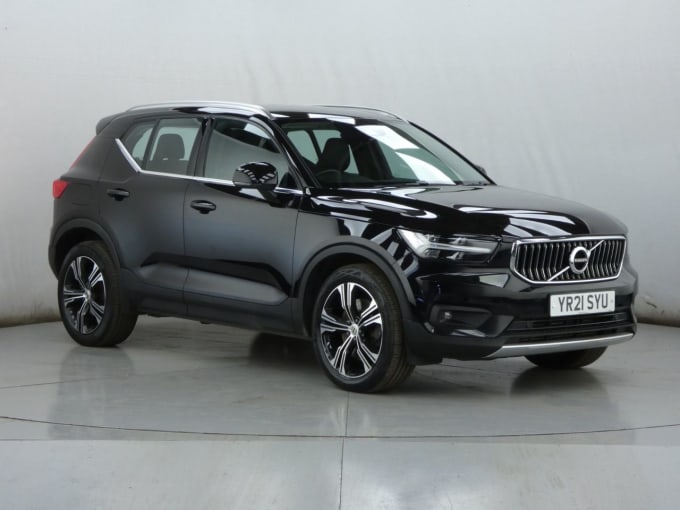 2025 Volvo Xc40