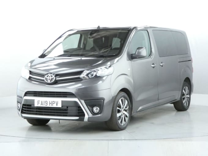 2025 Toyota Proace Verso