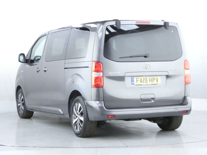 2025 Toyota Proace Verso