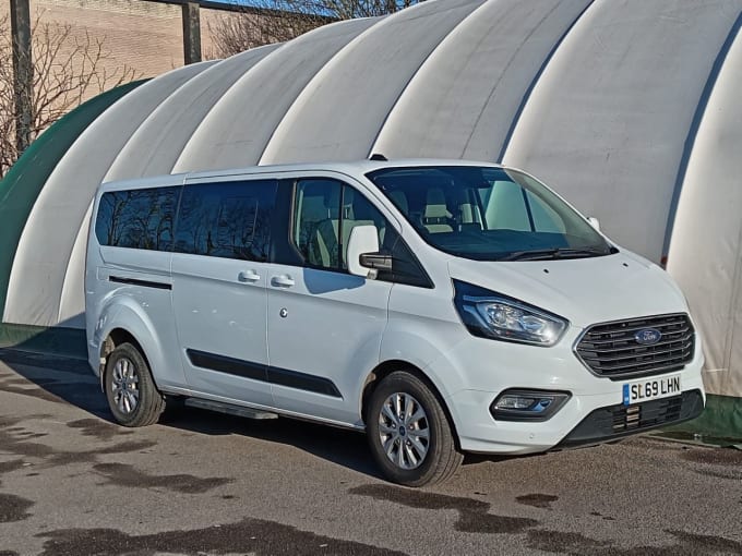 2025 Ford Tourneo Custom