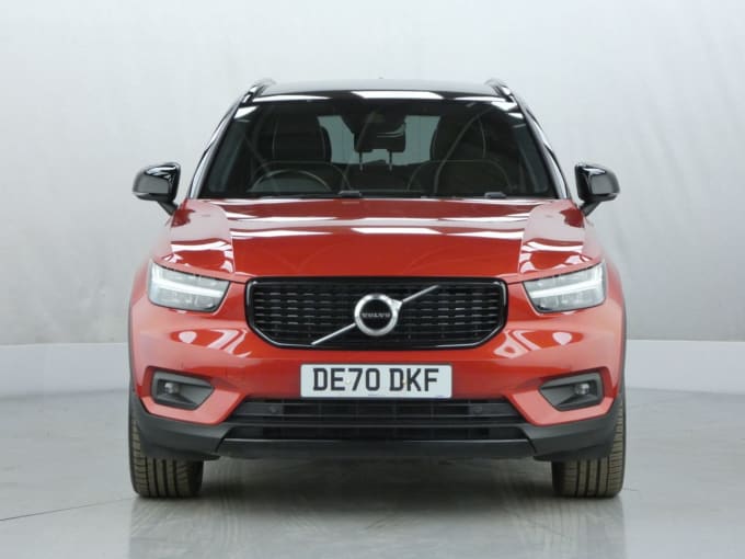 2025 Volvo Xc40