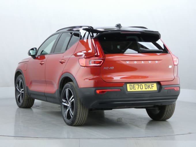 2025 Volvo Xc40