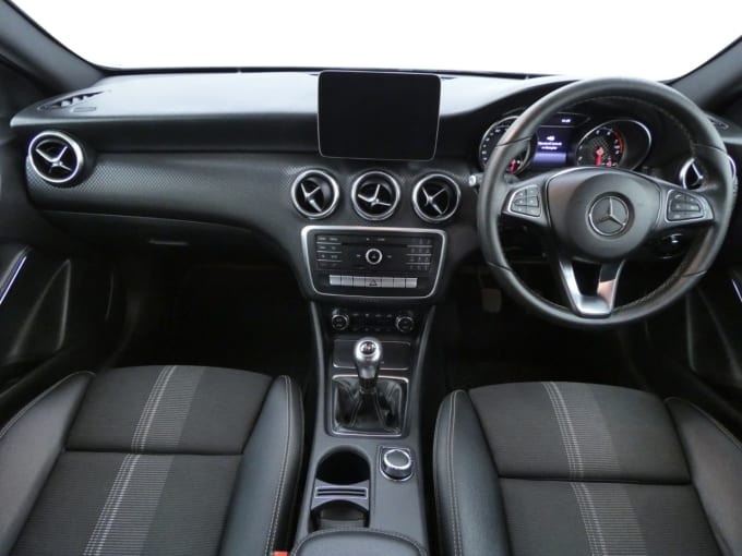 2025 Mercedes-benz A-class