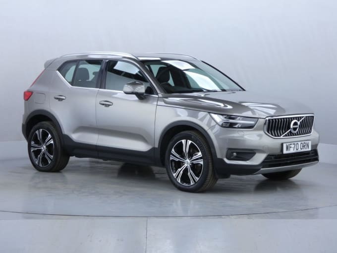 2025 Volvo Xc40