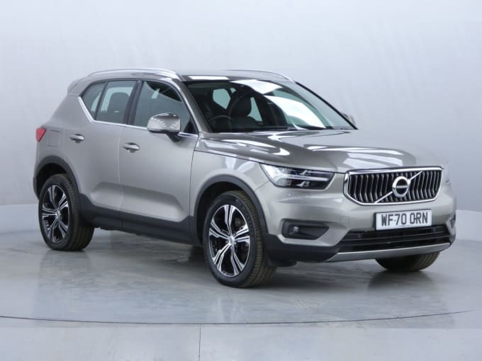 2025 Volvo Xc40