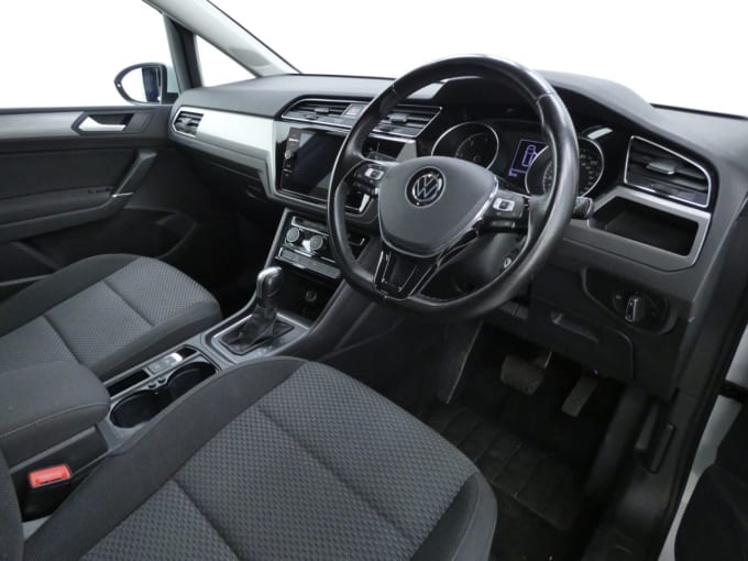 2025 Volkswagen Touran