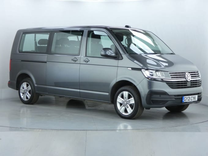 2025 Volkswagen Transporter Shuttle