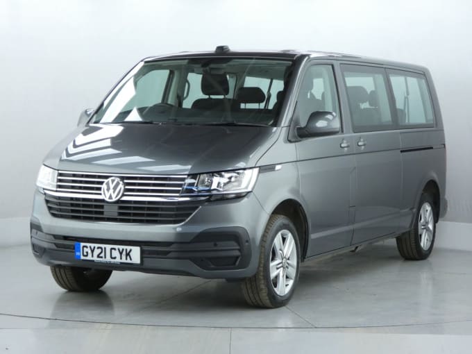 2025 Volkswagen Transporter Shuttle