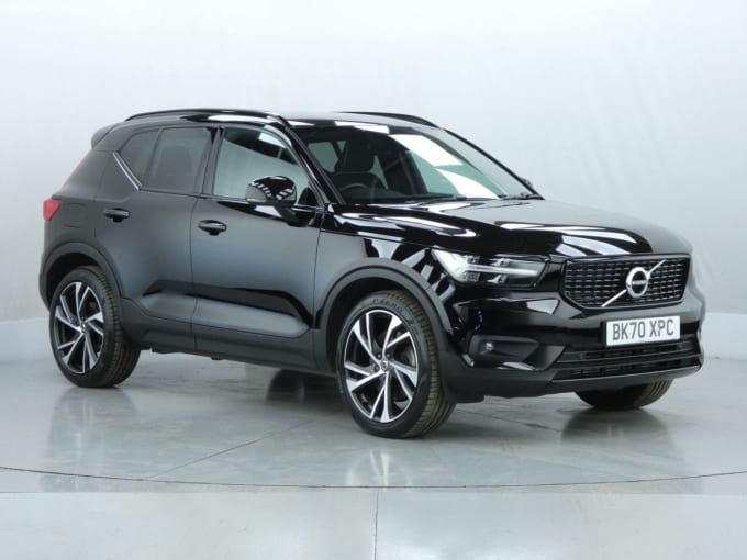 2025 Volvo Xc40