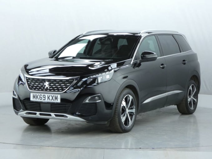 2025 Peugeot 5008