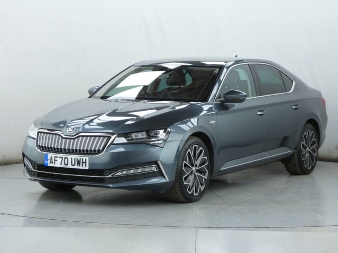 2025 Skoda Superb