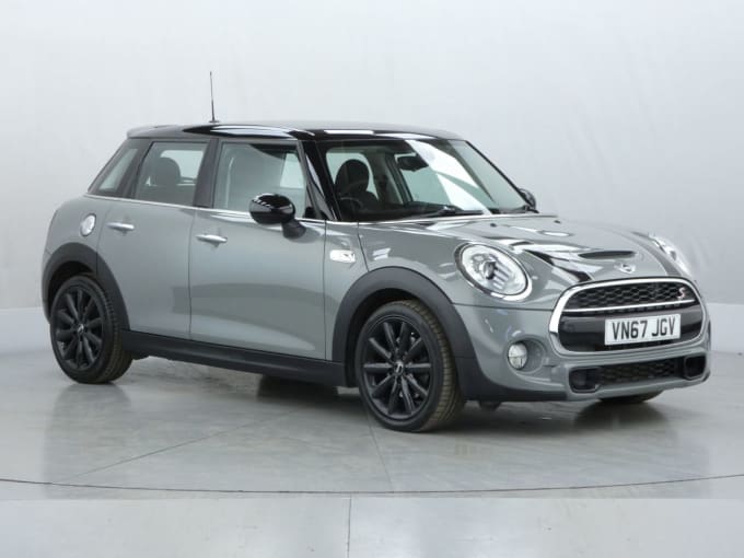 2025 Mini Hatch