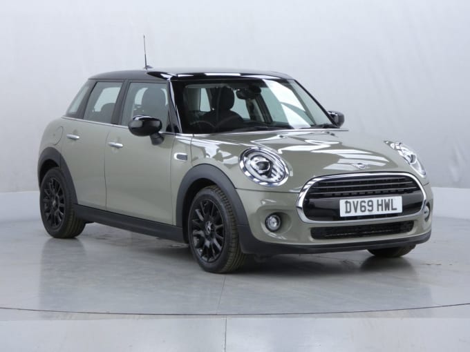 2025 Mini Hatch