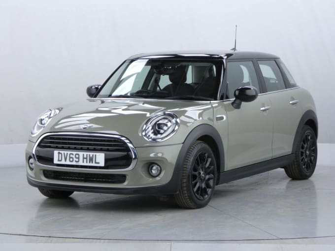 2025 Mini Hatch