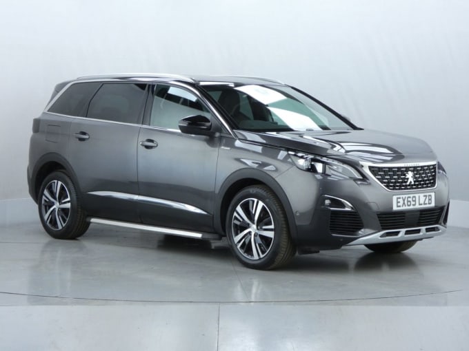 2025 Peugeot 5008