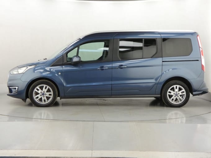 2025 Ford Grand Tourneo Connect