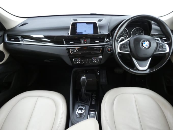 2025 BMW X1