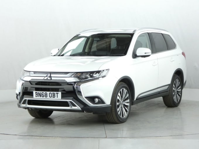 2025 Mitsubishi Outlander