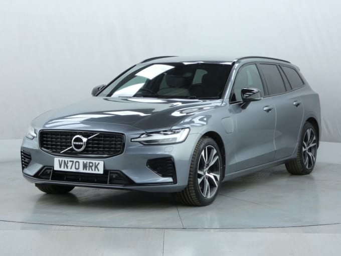 2025 Volvo V60