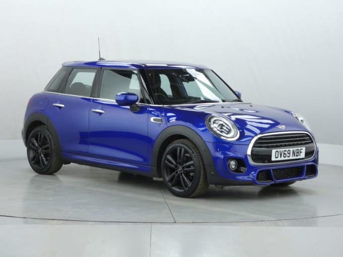 2025 Mini Hatch