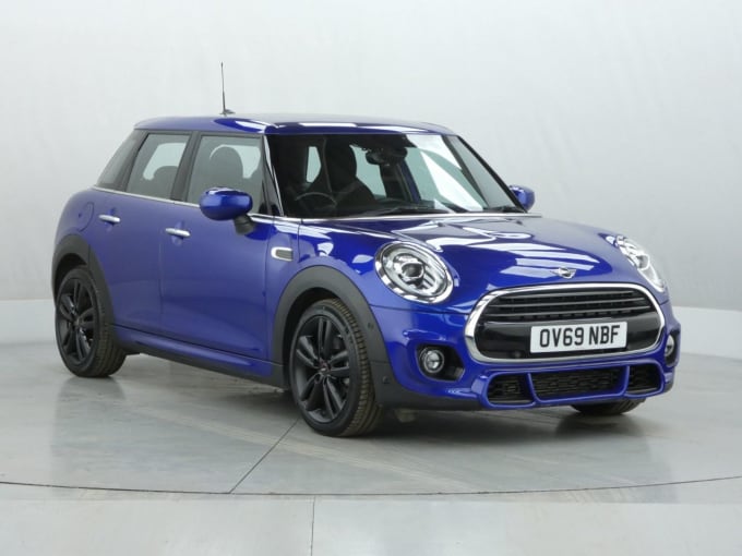 2025 Mini Hatch