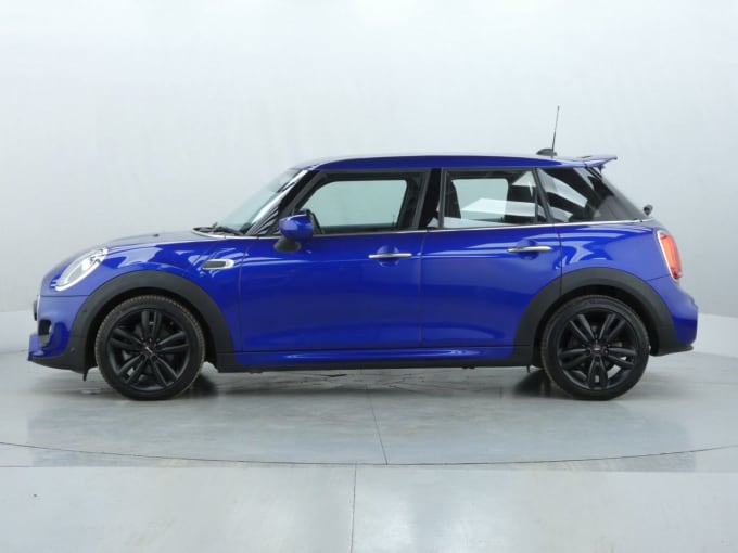 2025 Mini Hatch