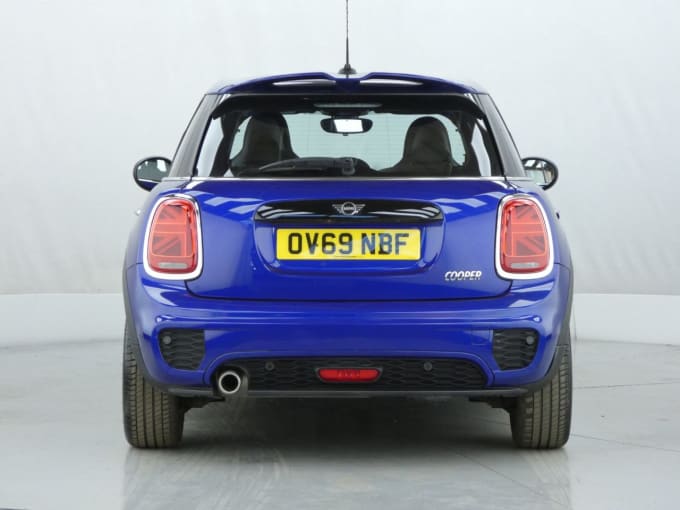 2025 Mini Hatch